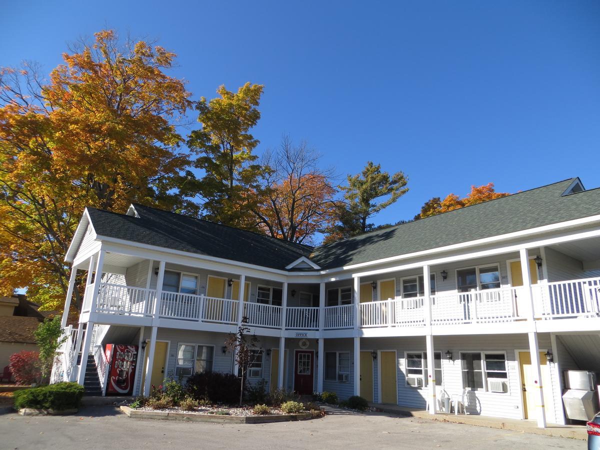 Empire Lakeshore Inn Extérieur photo