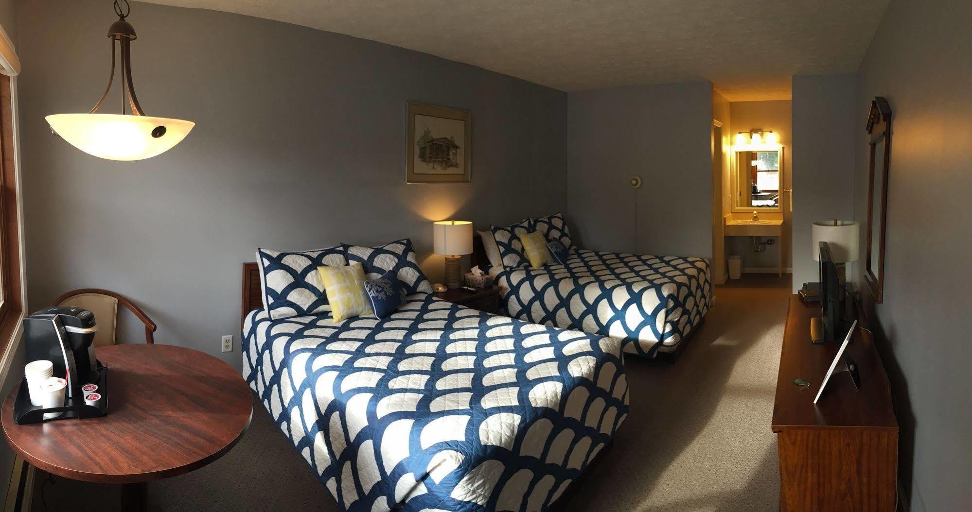 Empire Lakeshore Inn Extérieur photo