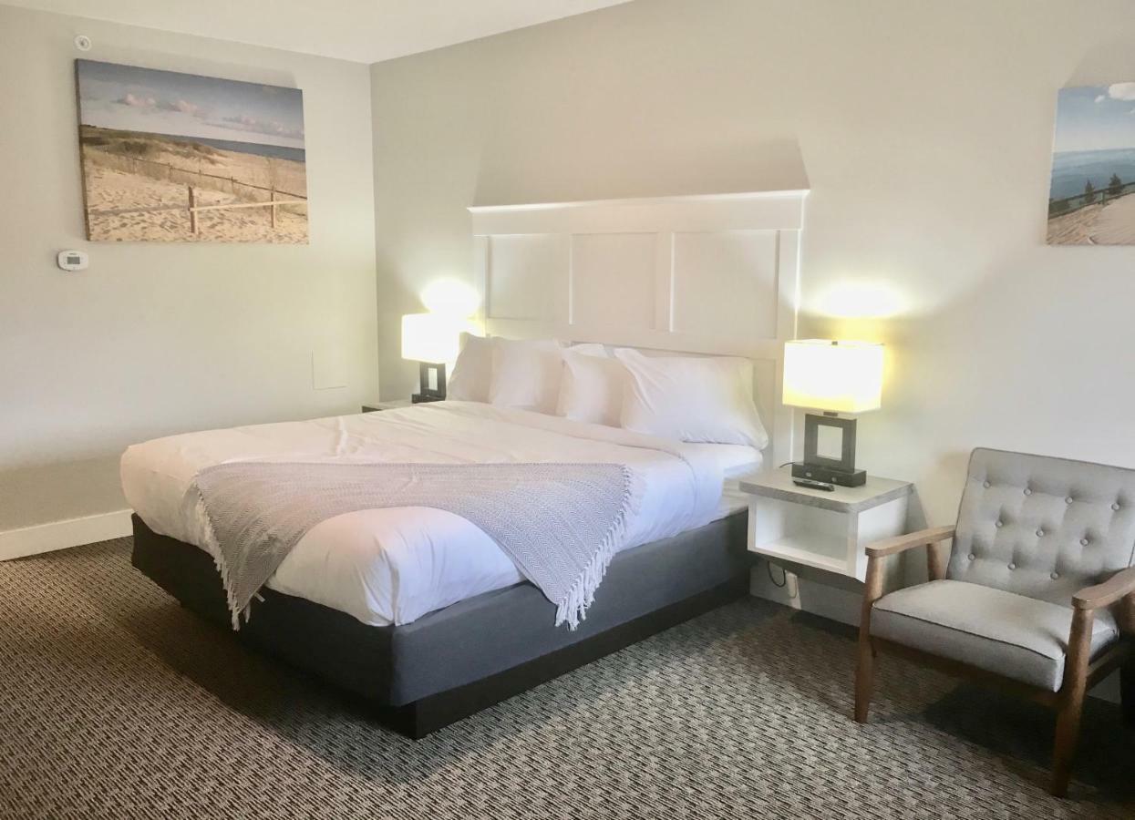 Empire Lakeshore Inn Extérieur photo